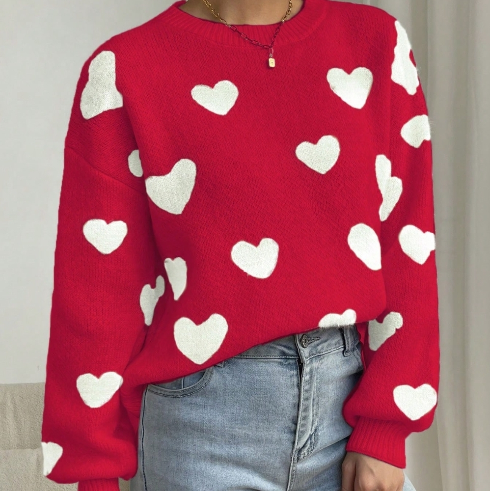 Women's Heart Patterned Round Neck Pullover Sweater - Picture 3 of 4